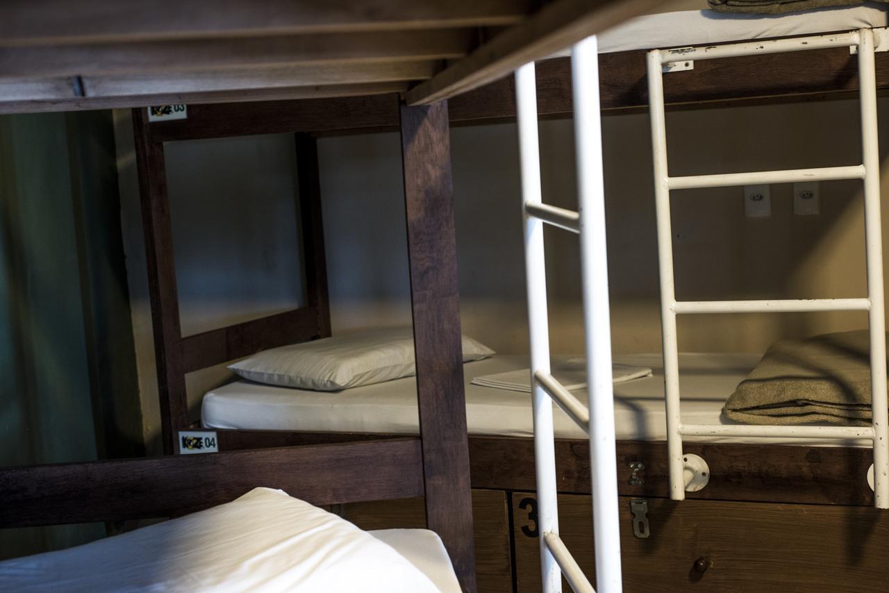 Lakehouse 24Hs Hostel Lagoa Conceicao Флорианополис Экстерьер фото